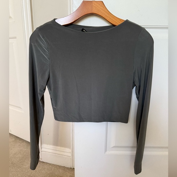 Tops - Olive green long sleeve Crop Top and pencil skirt